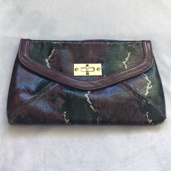 Clutch - Picture 1 of 5